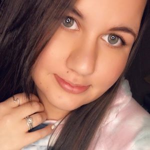 Meet your Posher, Brittney